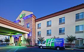 Holiday Inn Express & Suites Clovis Fresno Area By Ihg